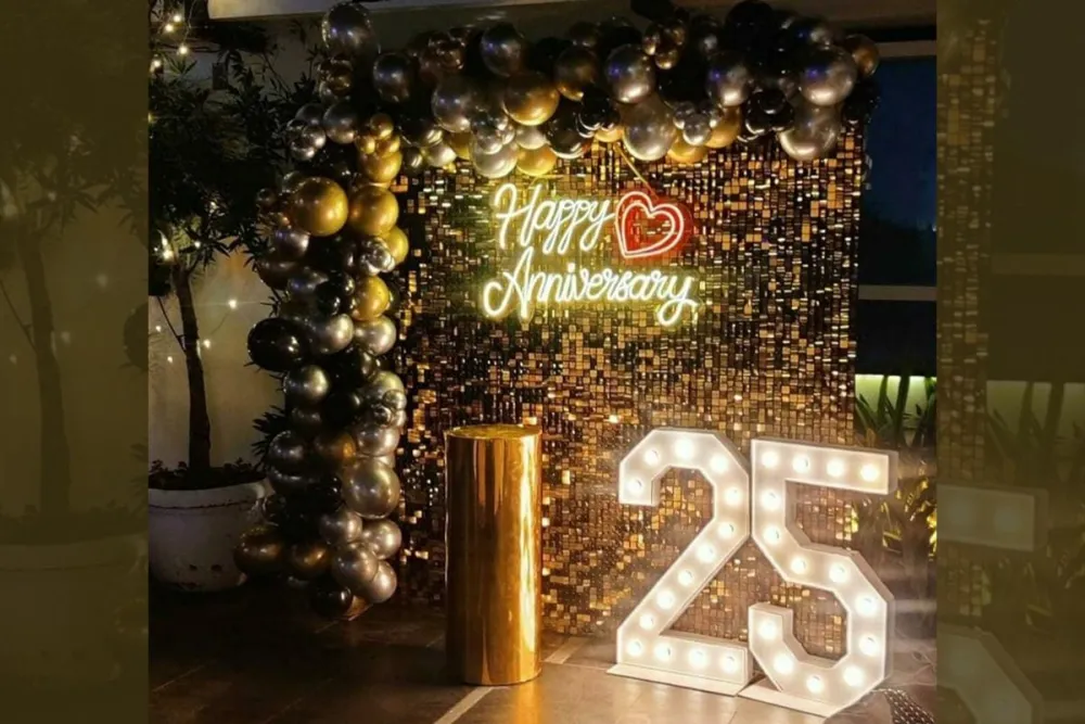 Anniversary Decoration